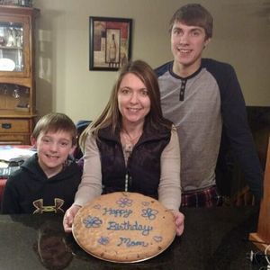 Meet your Posher, Annie